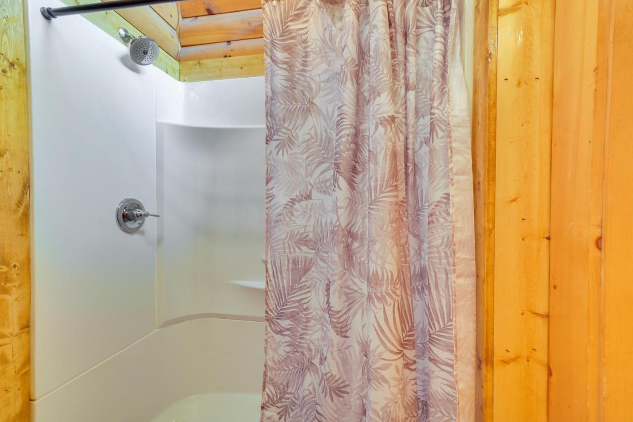 Lovely Gatlinburg Cabin With Private Hot Tub! Eksteriør bilde