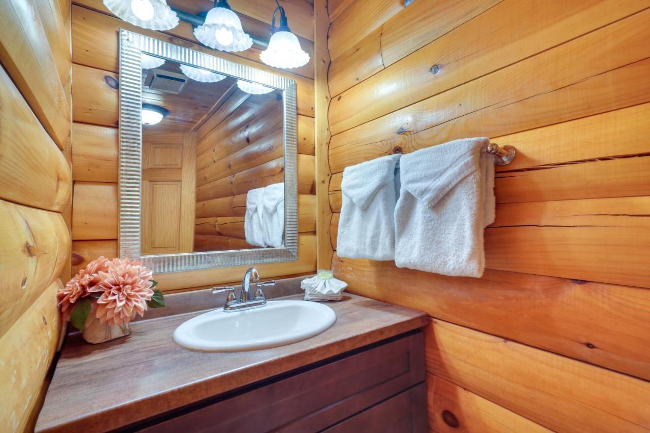 Lovely Gatlinburg Cabin With Private Hot Tub! Eksteriør bilde